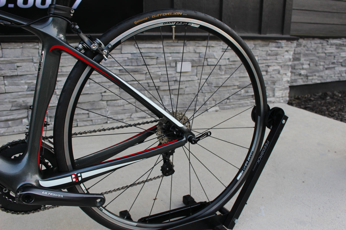 2013 Giant Avail Composite 1- Ladies- 17lbs- Full Carbon