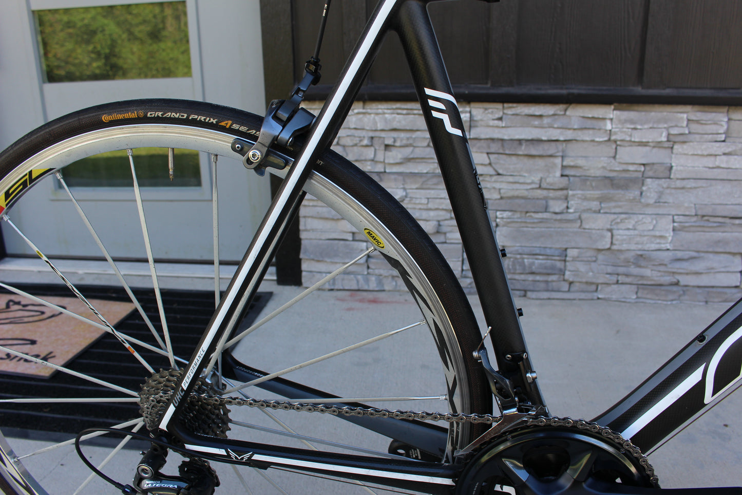 2014 Felt FC - Full Carbon Road- Ultegra- 16lbs