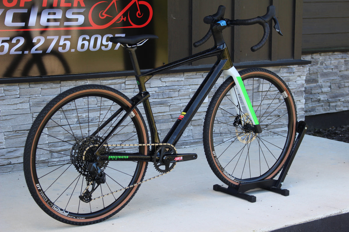 2023 BMC URS 01 Four-Carbon Gravel/CX-Brand NEW!