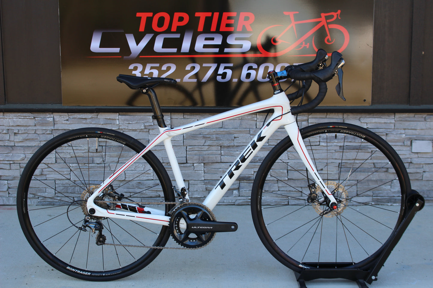 2015 Trek Domane 6 - Disc! - Ultegra - 17lbs