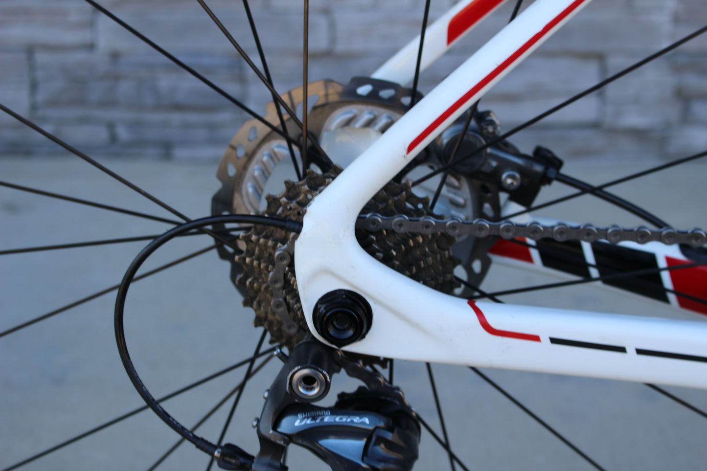 2015 Trek Domane 6 - Disc! - Ultegra - 17lbs