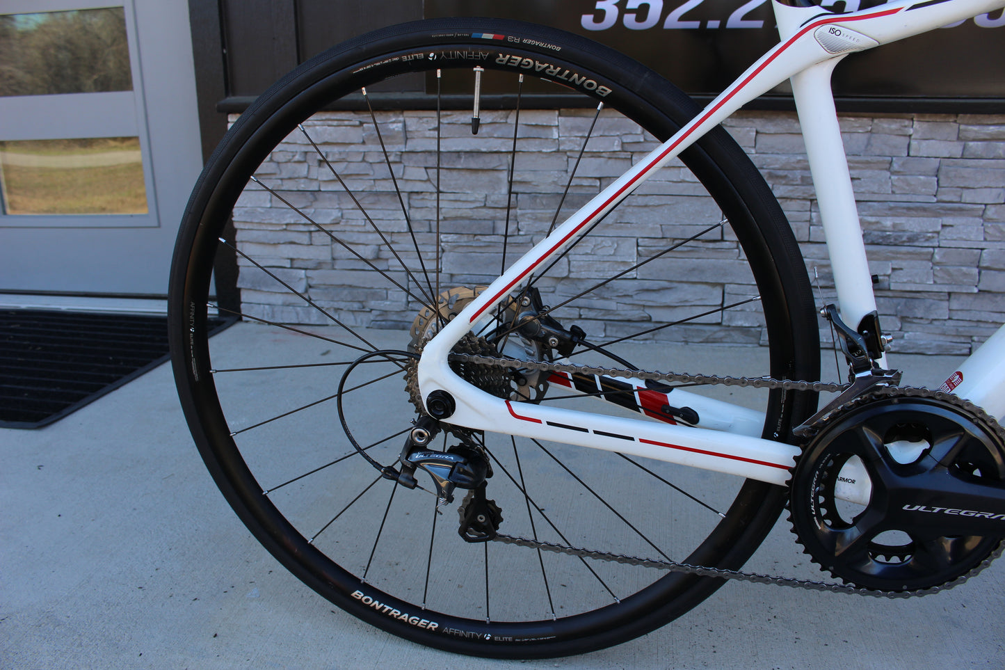 2015 Trek Domane 6 - Disc! - Ultegra - 17lbs