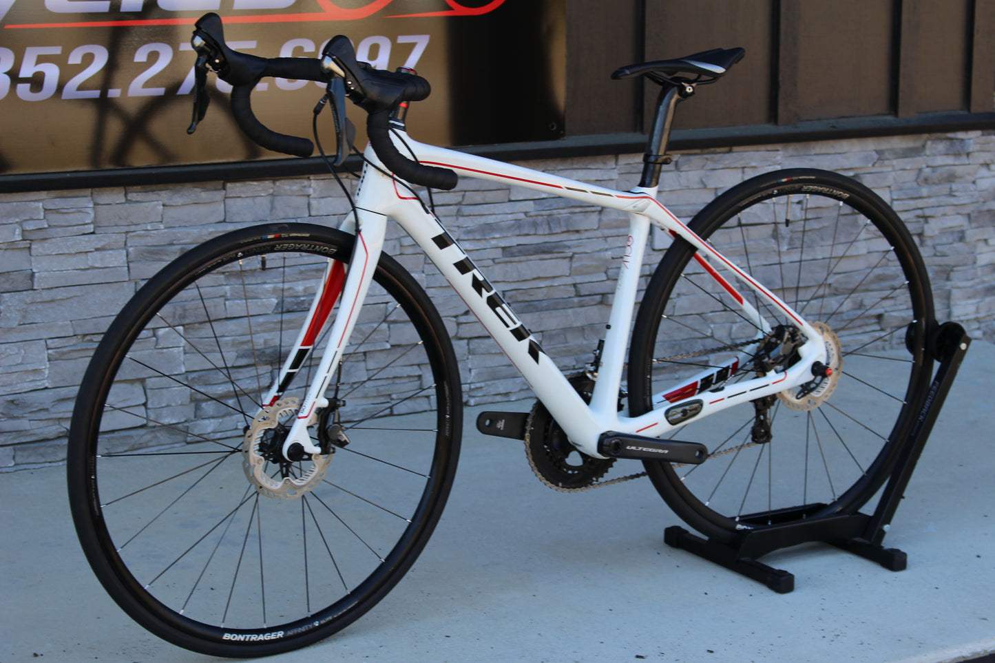 2015 Trek Domane 6 - Disc! - Ultegra - 17lbs