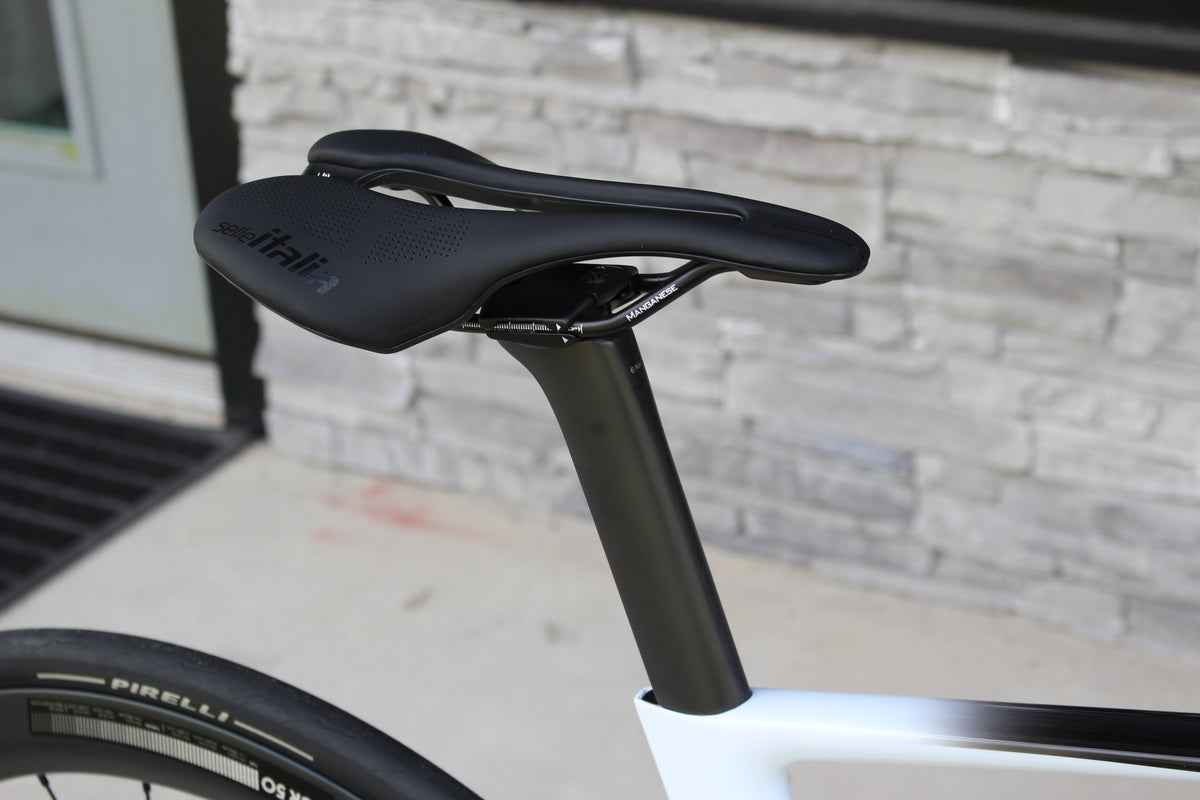 2026 BMC Teammachine R01 Aero- Di2- 17lbs- NEW!