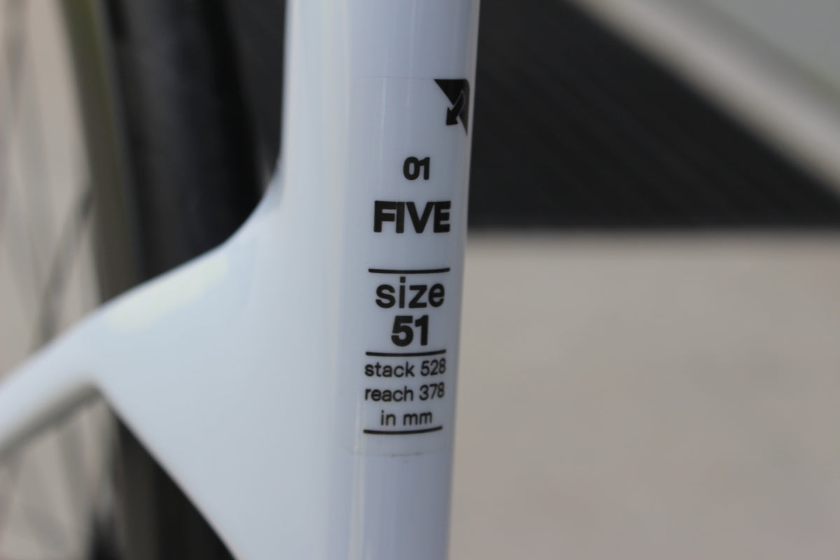 2026 BMC Teammachine R01 Aero- Di2- 17lbs- NEW!