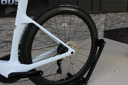 2026 BMC Teammachine R01 Aero- Di2- 17lbs- NEW!