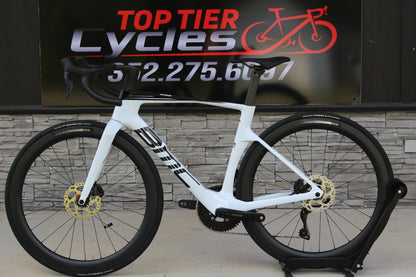 2026 BMC Teammachine R01 Aero- Di2- 17lbs- NEW!