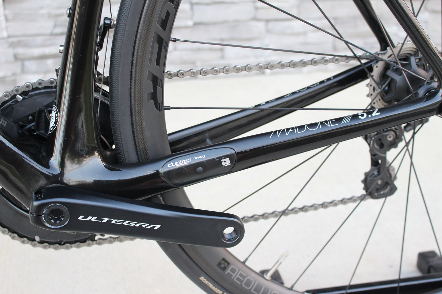 2014 Trek Madone 5.9- Carbon- Race Wheels- 16lbs