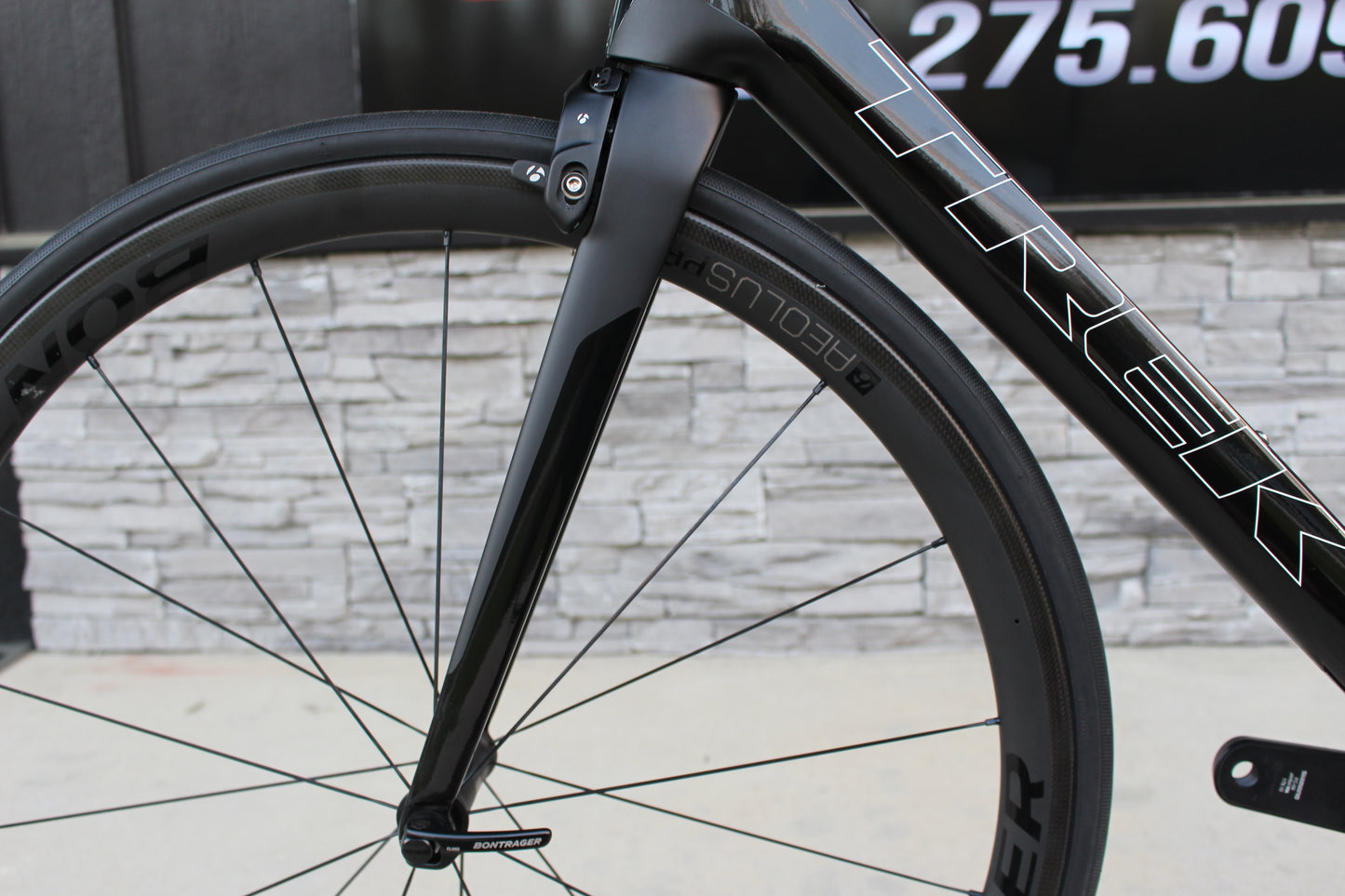 2014 Trek Madone 5.9- Carbon- Race Wheels- 16lbs