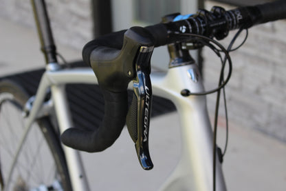 2016 Trek Domane 6.5- Ultegra Di2- Race Wheels