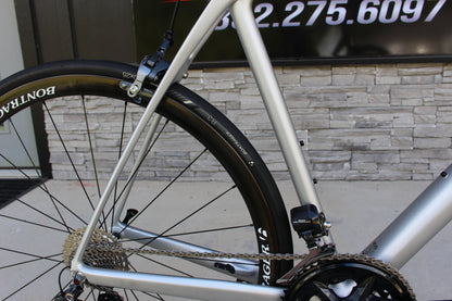 2016 Trek Domane 6.5- Ultegra Di2- Race Wheels