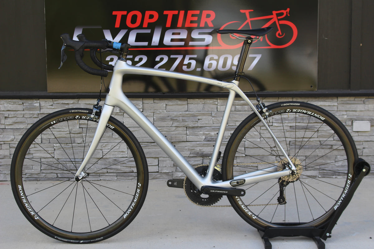 2016 Trek Domane 6.5- Ultegra Di2- Race Wheels