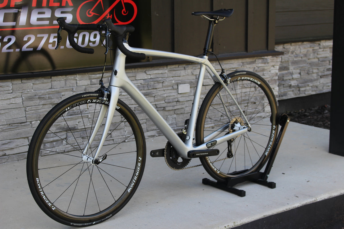 2016 Trek Domane 6.5- Ultegra Di2- Race Wheels