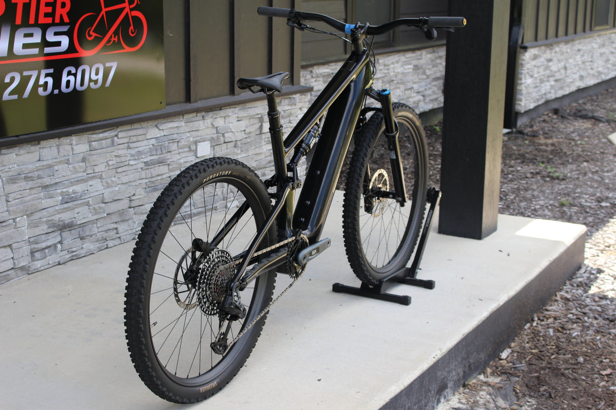 2026 Specialized Levo R Expert- Only 223 miles!- Like new!