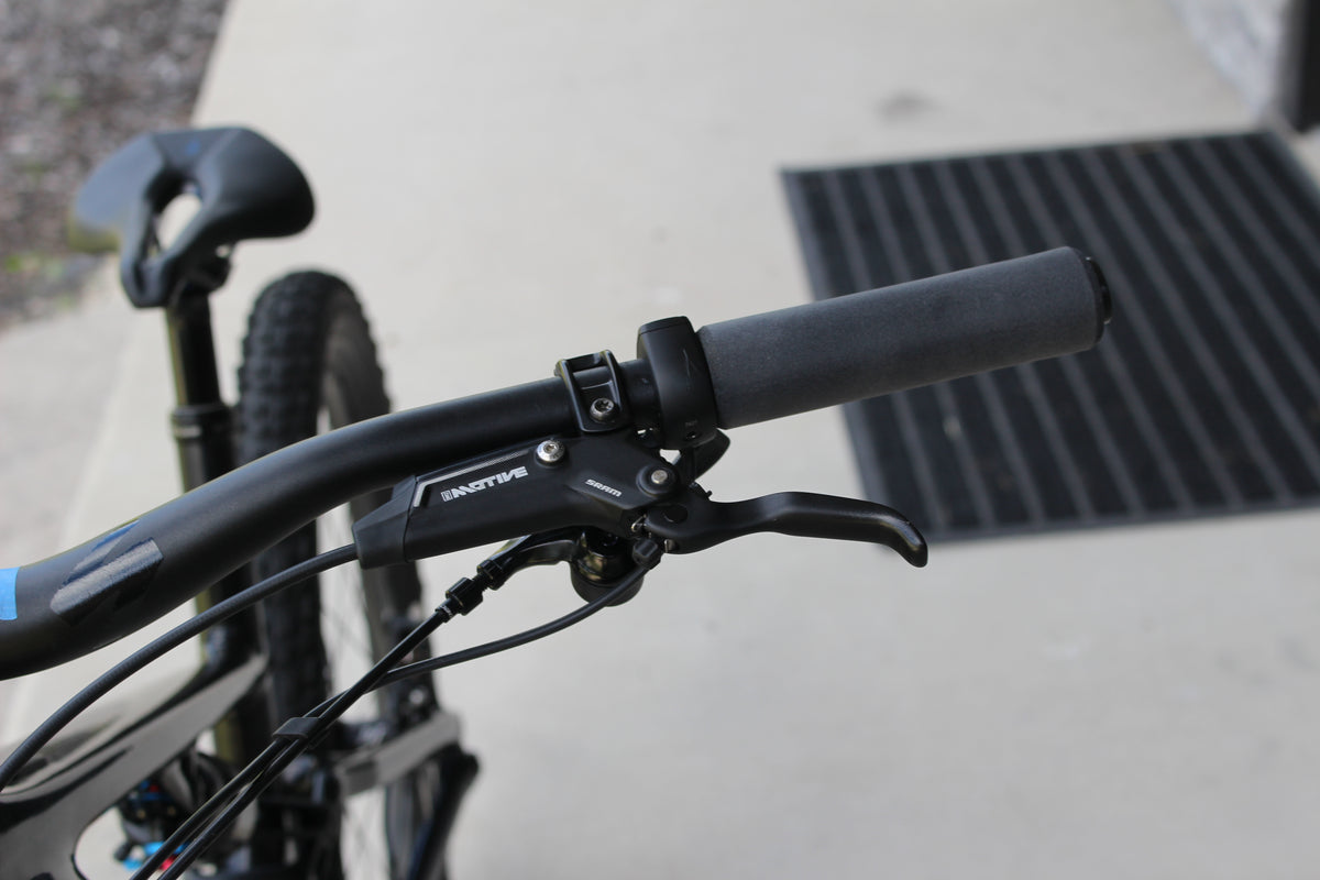 2026 Specialized Levo R Expert- Only 223 miles!- Like new!