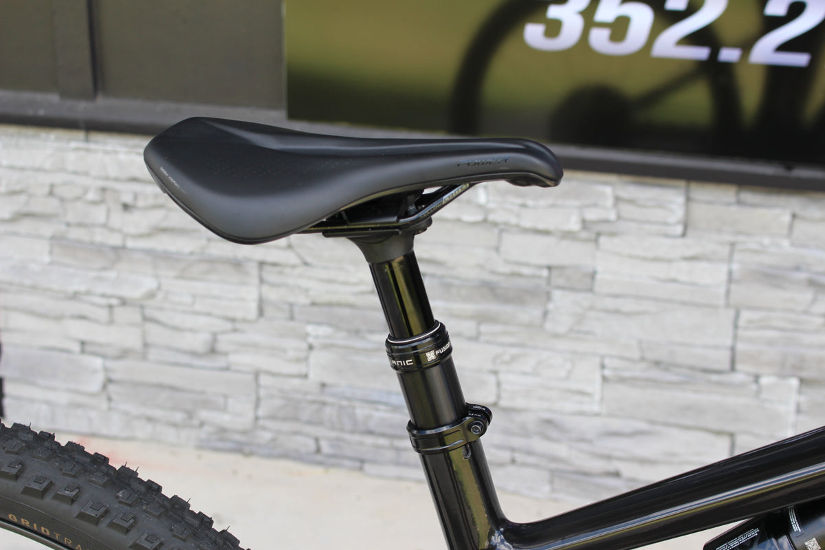 2026 Specialized Levo R Expert- Only 223 miles!- Like new!
