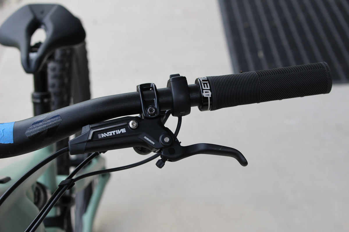 2026 Specialized Levo R Expert- Only 164 miles!- Like new!