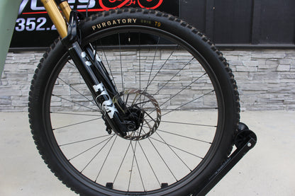 2026 Specialized Levo R Expert- Only 164 miles!- Like new!