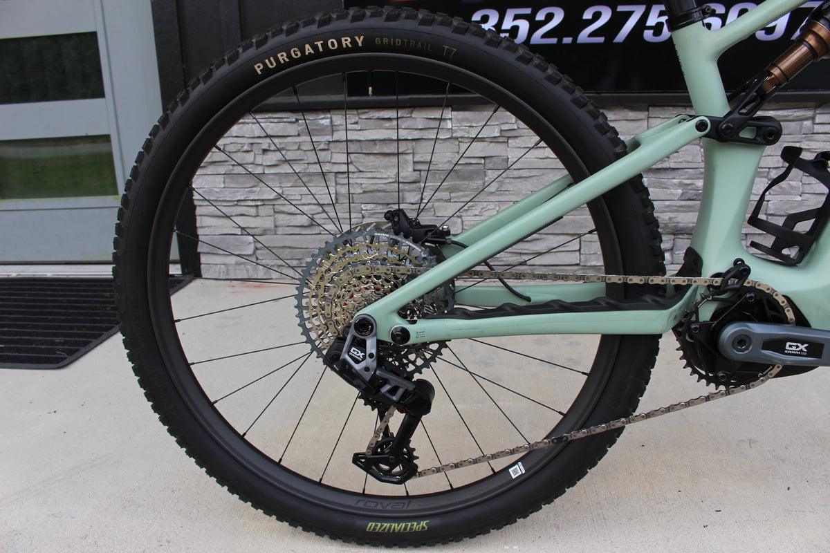 2026 Specialized Levo R Expert- Only 164 miles!- Like new!