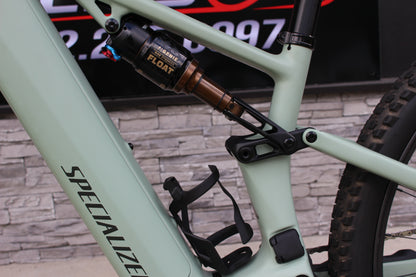2026 Specialized Levo R Expert- Only 164 miles!- Like new!