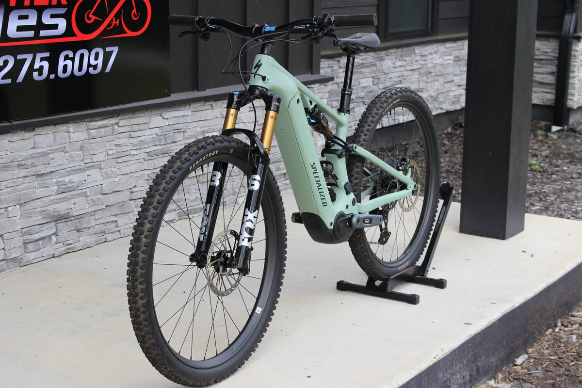 2026 Specialized Levo R Expert- Only 164 miles!- Like new!