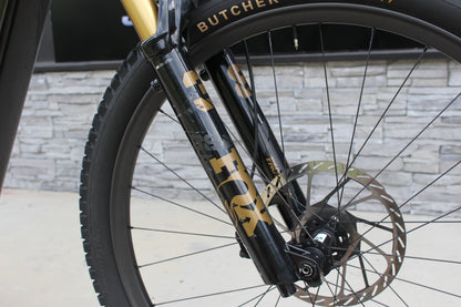 2026 Specialized Levo 4 Pro - Only 403 miles!
