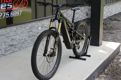 2026 Specialized Levo 4 Pro - Only 403 miles!