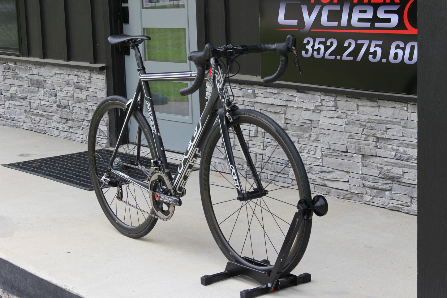 2011 Felt F1 - SRAM Red - 14lbs - Race Wheels