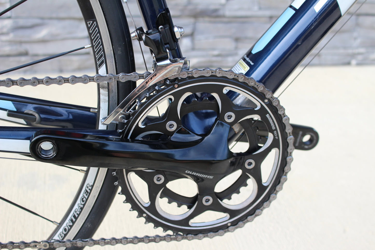 2012 Trek Madone 4.5 - Full Carbon - Shimano 105 - 18 lbs!