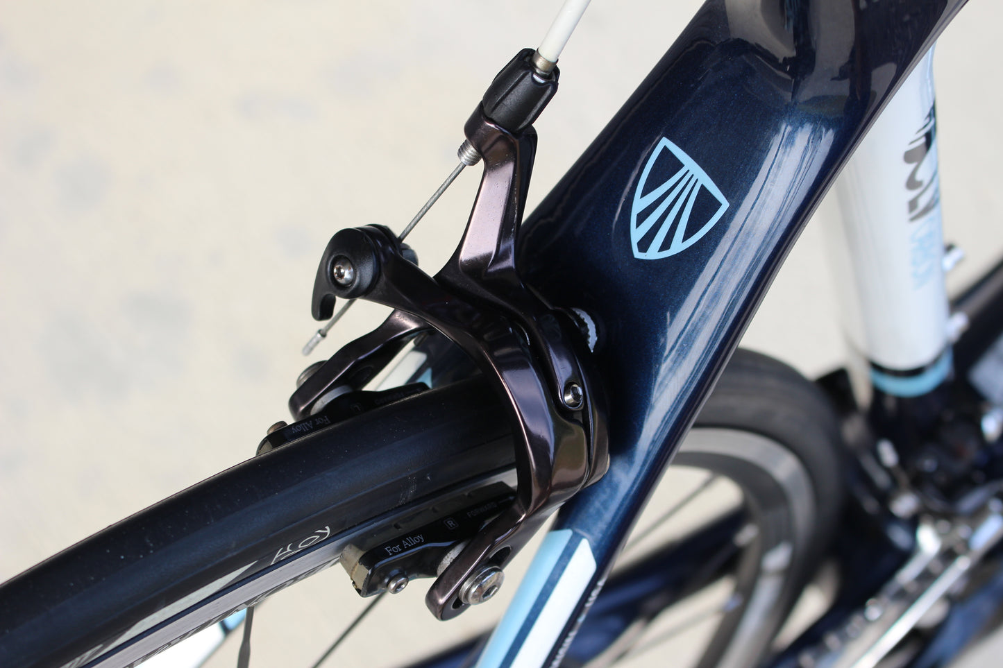 2012 Trek Madone 4.5 - Full Carbon - Shimano 105 - 18 lbs!