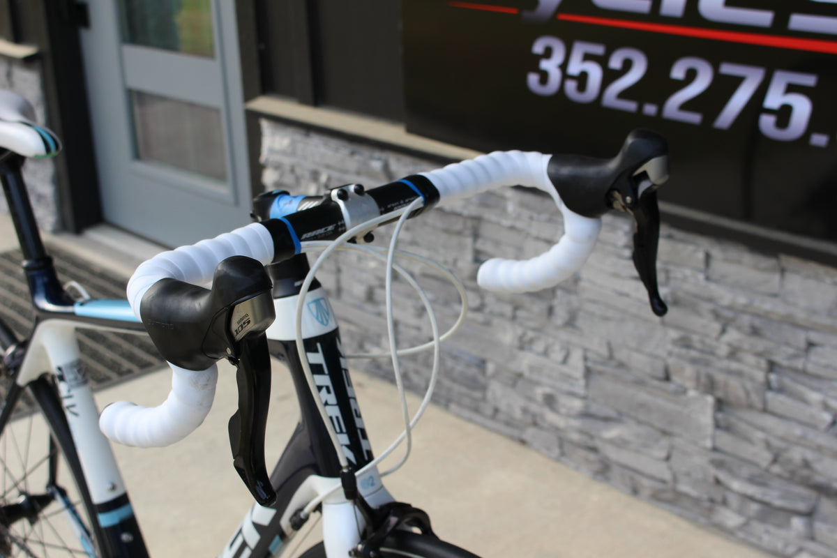 2012 Trek Madone 4.5 - Full Carbon - Shimano 105 - 18 lbs!