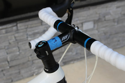 2012 Trek Madone 4.5 - Full Carbon - Shimano 105 - 18 lbs!