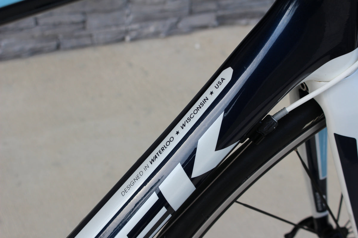 2012 Trek Madone 4.5 - Full Carbon - Shimano 105 - 18 lbs!