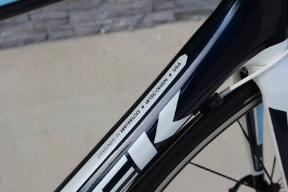 2012 Trek Madone 4.5 - Full Carbon - Shimano 105 - 18 lbs!