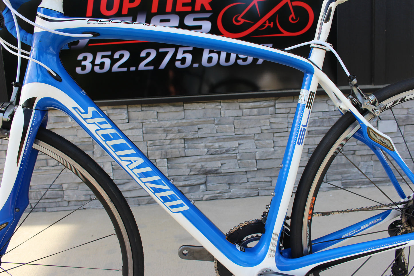 2011 Specialized Roubaix Expert- Ultegra- 17lbs