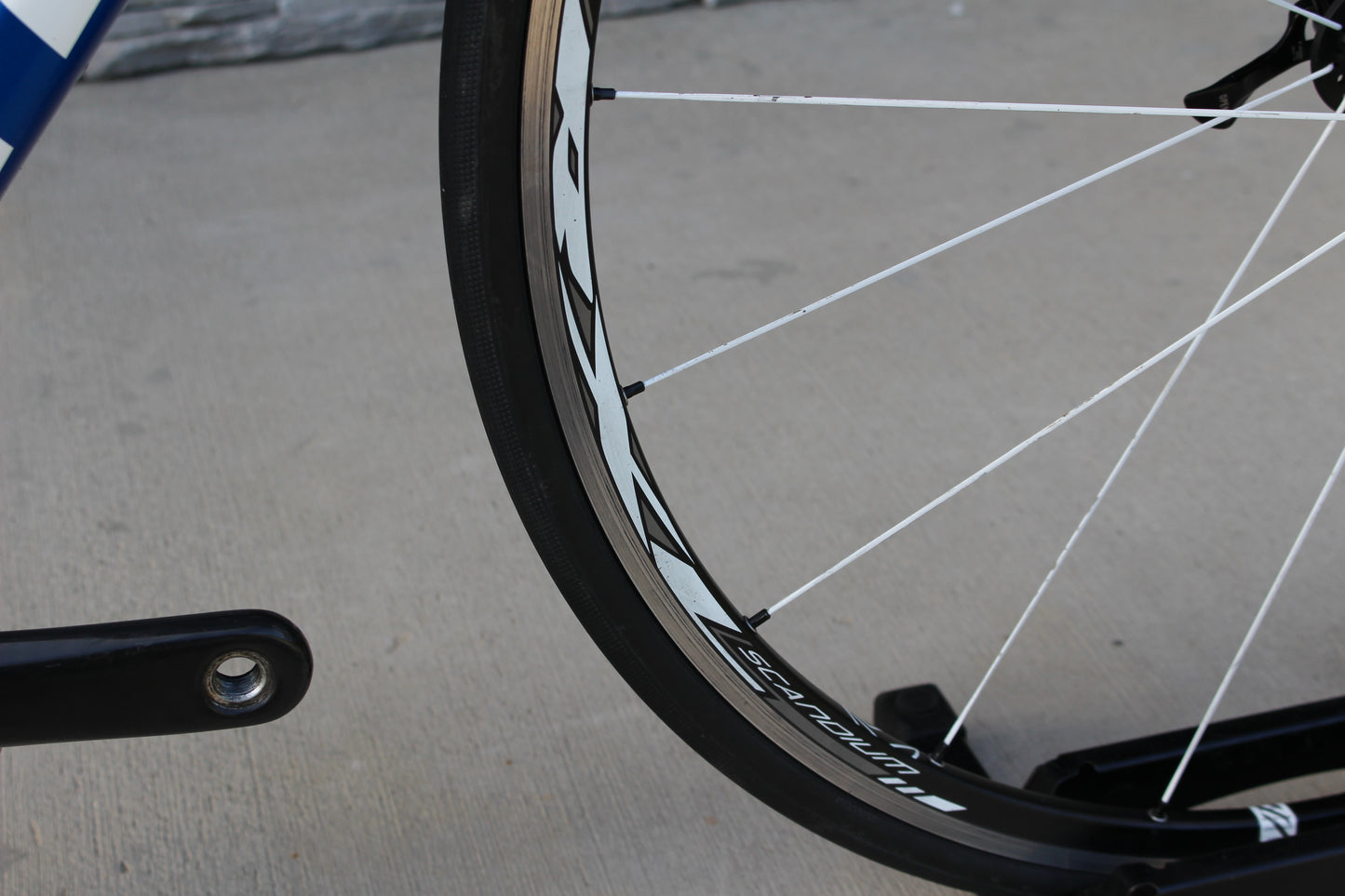 2011 Trek Madone 6.5 - 15lbs - SRAM Force