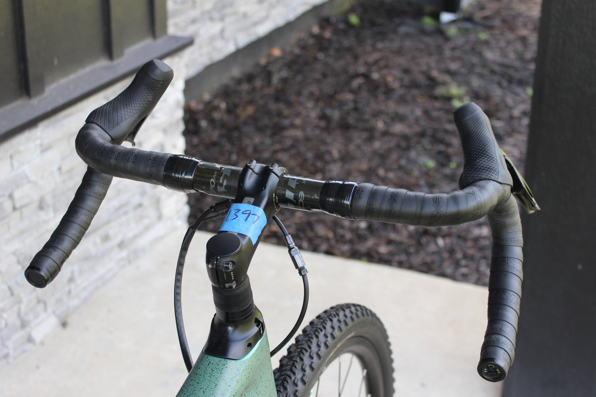 2020 Specialized Diverge Pro Disc- Di2 -20lbs