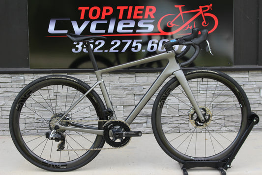 2025 Enve Melee V1- Red AXS- Enve Wheels- 16lbs