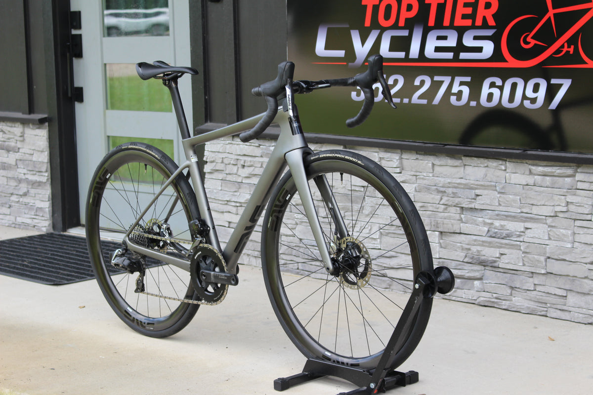 2025 Enve Melee V1- Red AXS- Enve Wheels- 16lbs