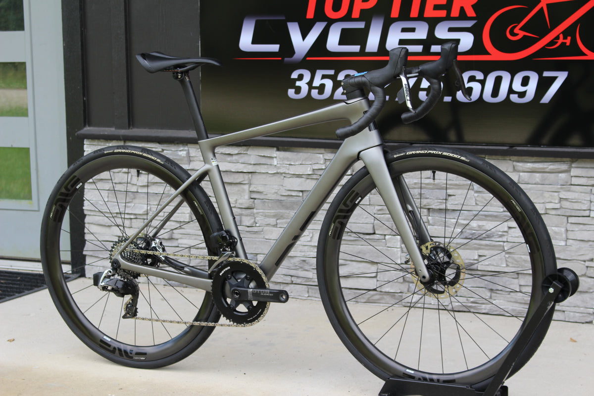 2025 Enve Melee V1- Red AXS- Enve Wheels- 16lbs