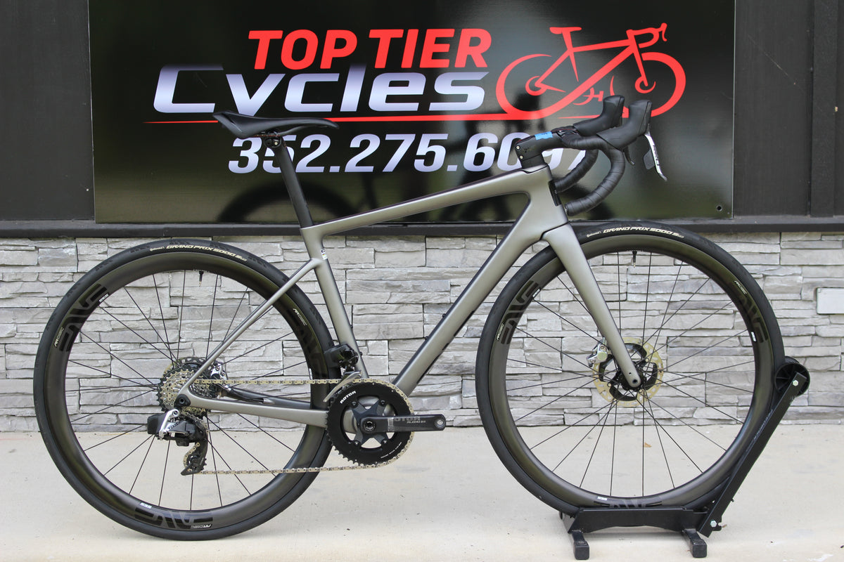 2025 Enve Melee V1- Red AXS- Enve Wheels- 16lbs