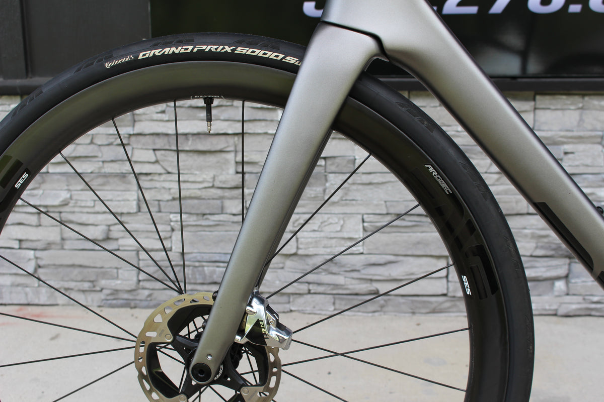 2025 Enve Melee V1- Red AXS- Enve Wheels- 16lbs