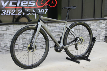 2025 Enve Melee V1- Red AXS- Enve Wheels- 16lbs