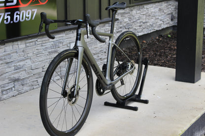 2025 Enve Melee V1- Red AXS- Enve Wheels- 16lbs