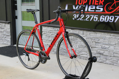 2018 Trek Domane SL 6- Ultegra- 18lbs- Carbon- CLEAN!
