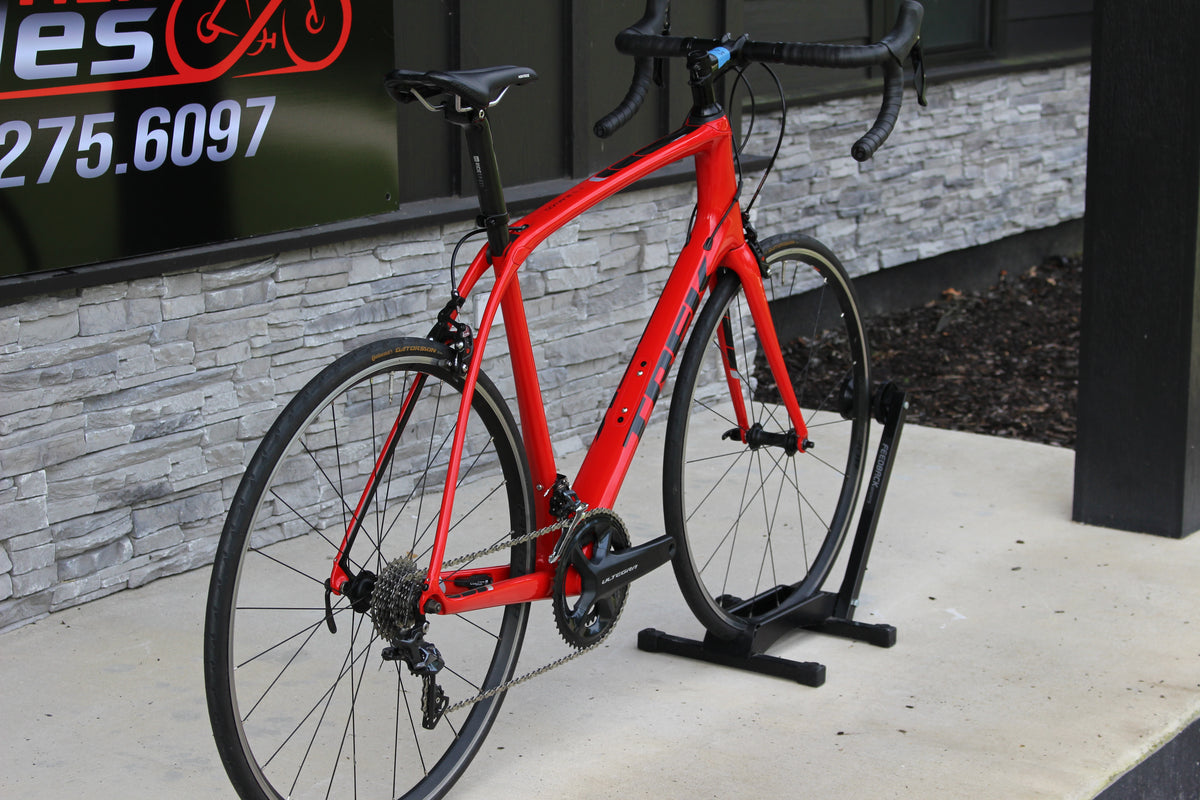 2018 Trek Domane SL 6- Ultegra- 18lbs- Carbon- CLEAN!
