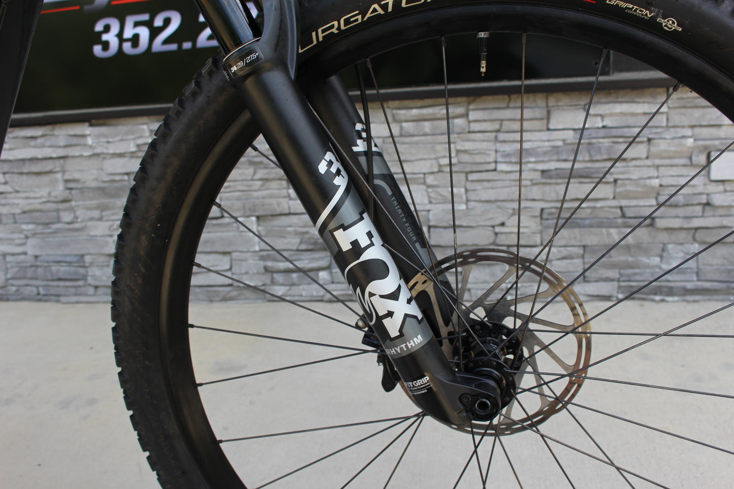 2021 Specialized Levo SL- 40lbs!- ONLY 486 miles!