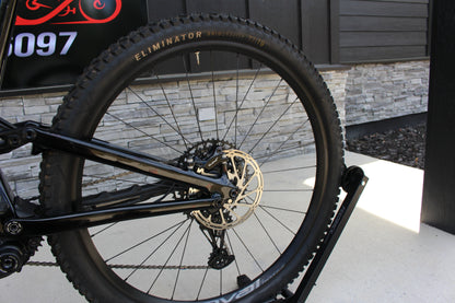 2021 Specialized Levo SL- 40lbs!- ONLY 486 miles!