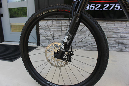 2021 Specialized Levo SL- 40lbs!- ONLY 486 miles!