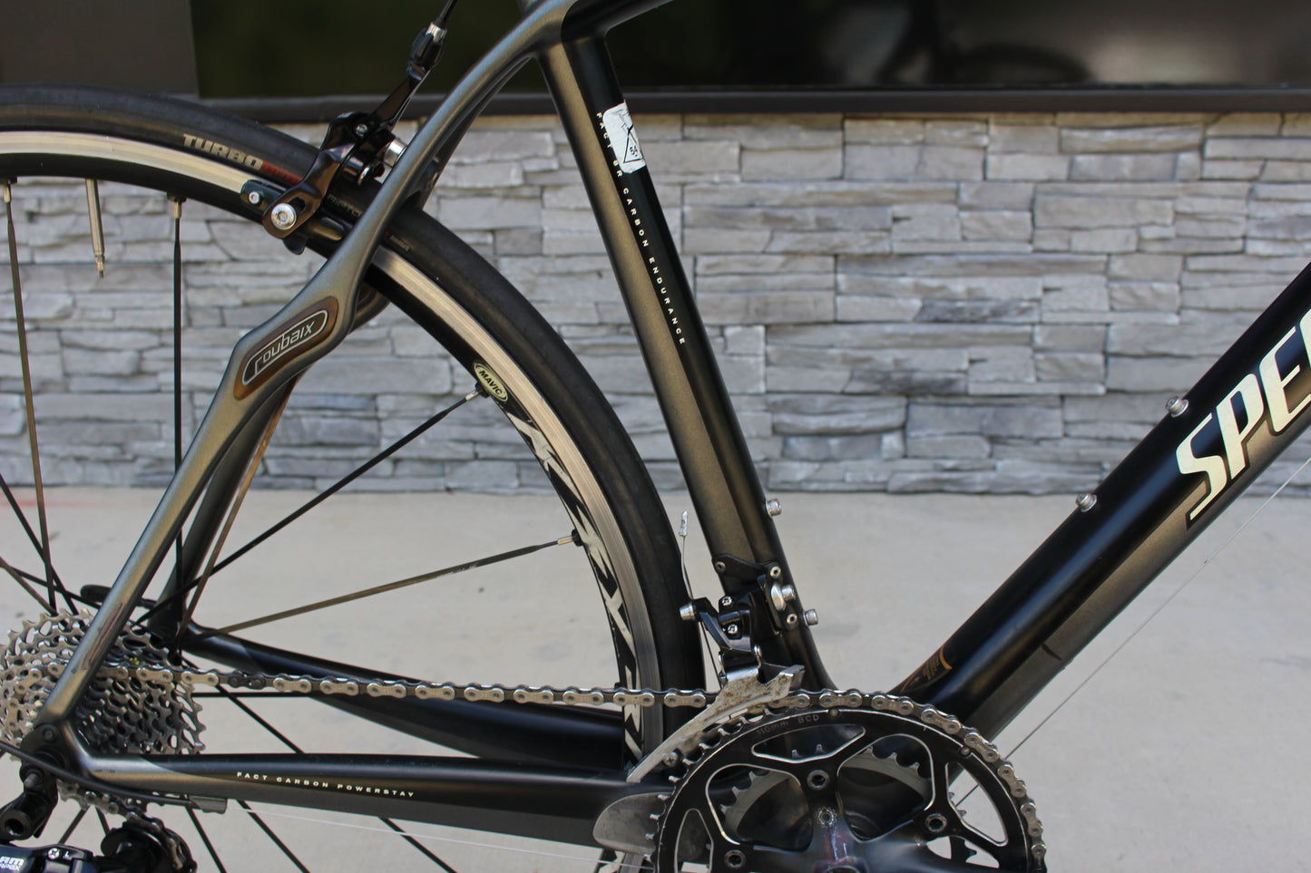 2012 Specialized Roubaix- Full Carbon- 18lbs- Race wheels